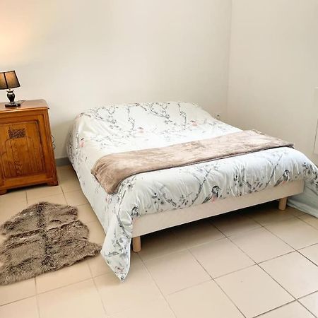 Maison De Campagne Paisible La Mesniere 外观 照片